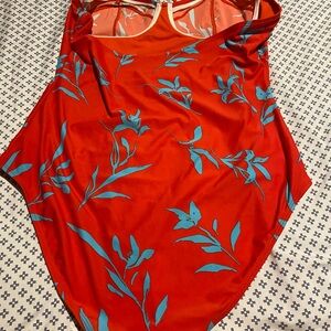 Swimming suit new but no tag xl orange red color